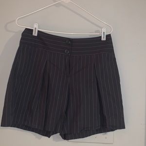 Cabi trolley pin stripe dress shorts